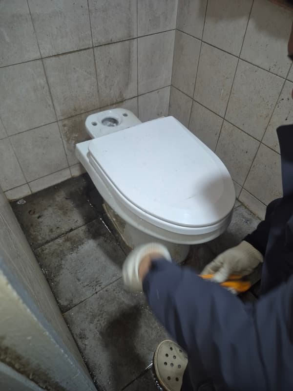 하수구 막힘 시공 현장 2